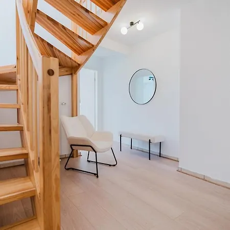 3 Bedroom Penthouse - Whirlpool - Zentral - Kueche - Wifi - Kaffee - Geraeumig - Terrasse - Parkhaus *