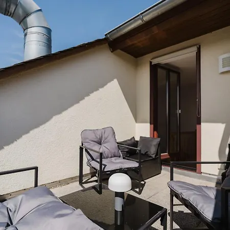 3 Bedroom Penthouse - Whirlpool - Zentral - Kueche - Wifi - Kaffee - Geraeumig - Terrasse - Parkhaus * Wiesbaden