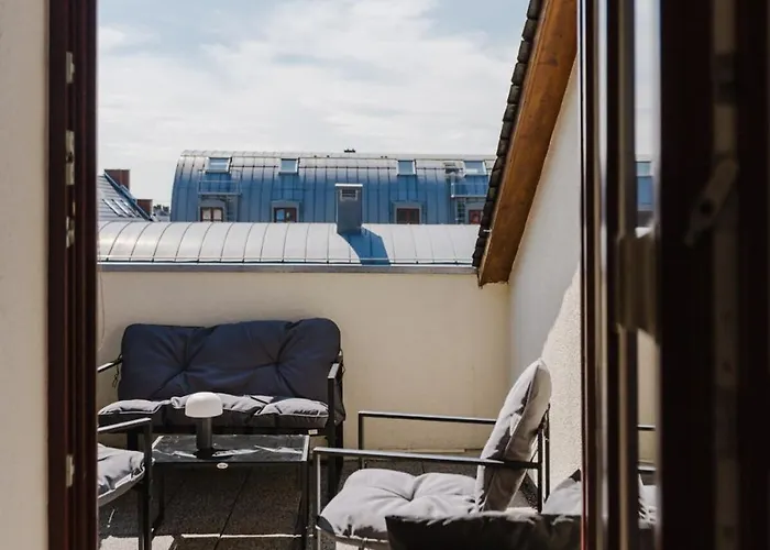 3 Bedroom Penthouse - Whirlpool - Zentral - Kueche - Wifi - Kaffee - Geraeumig - Terrasse - Parkhaus Apartment *