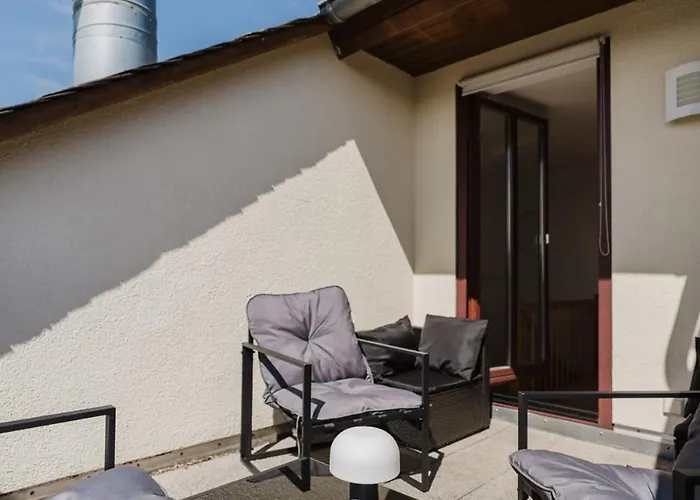 3 Bedroom Penthouse - Whirlpool - Zentral - Kueche - Wifi - Kaffee - Geraeumig - Terrasse - Parkhaus * Wiesbaden